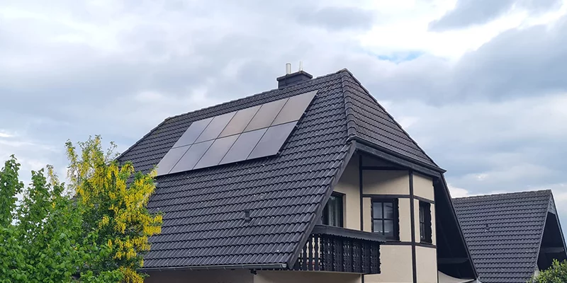 Referenz Eigenheim Solaranlage Schrägdach Andernach 2023